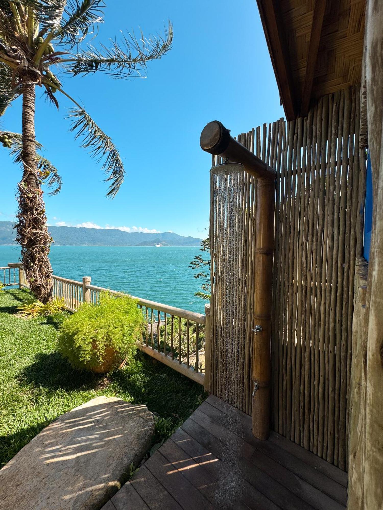 Vilatoro Guest House Ilhabela Exteriör bild