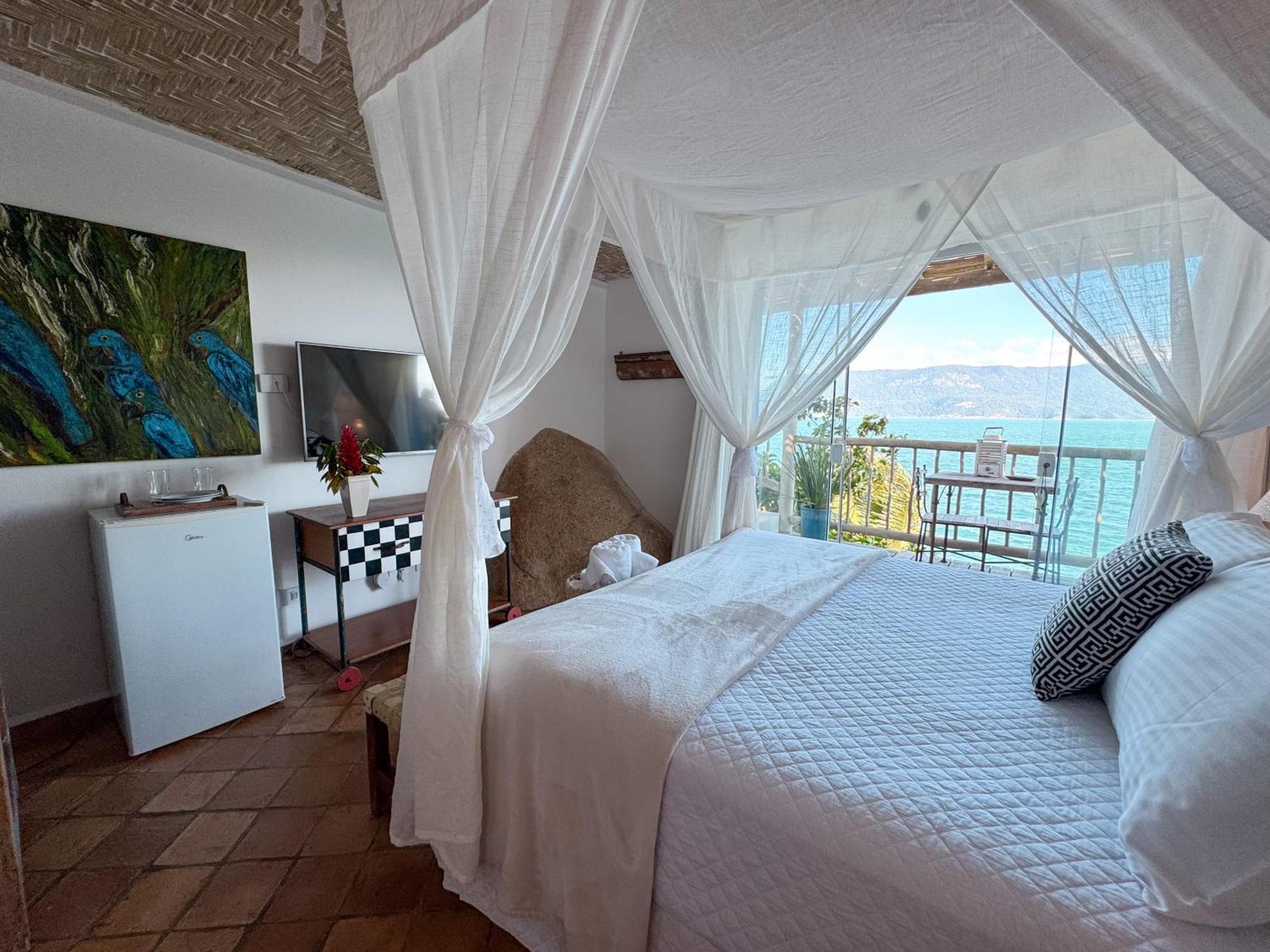 Vilatoro Guest House Ilhabela Exteriör bild